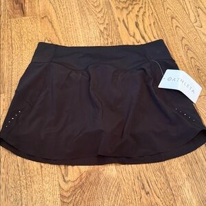 Athleta Black Run With It 14’’ skort. NWT retail for $59. Size small